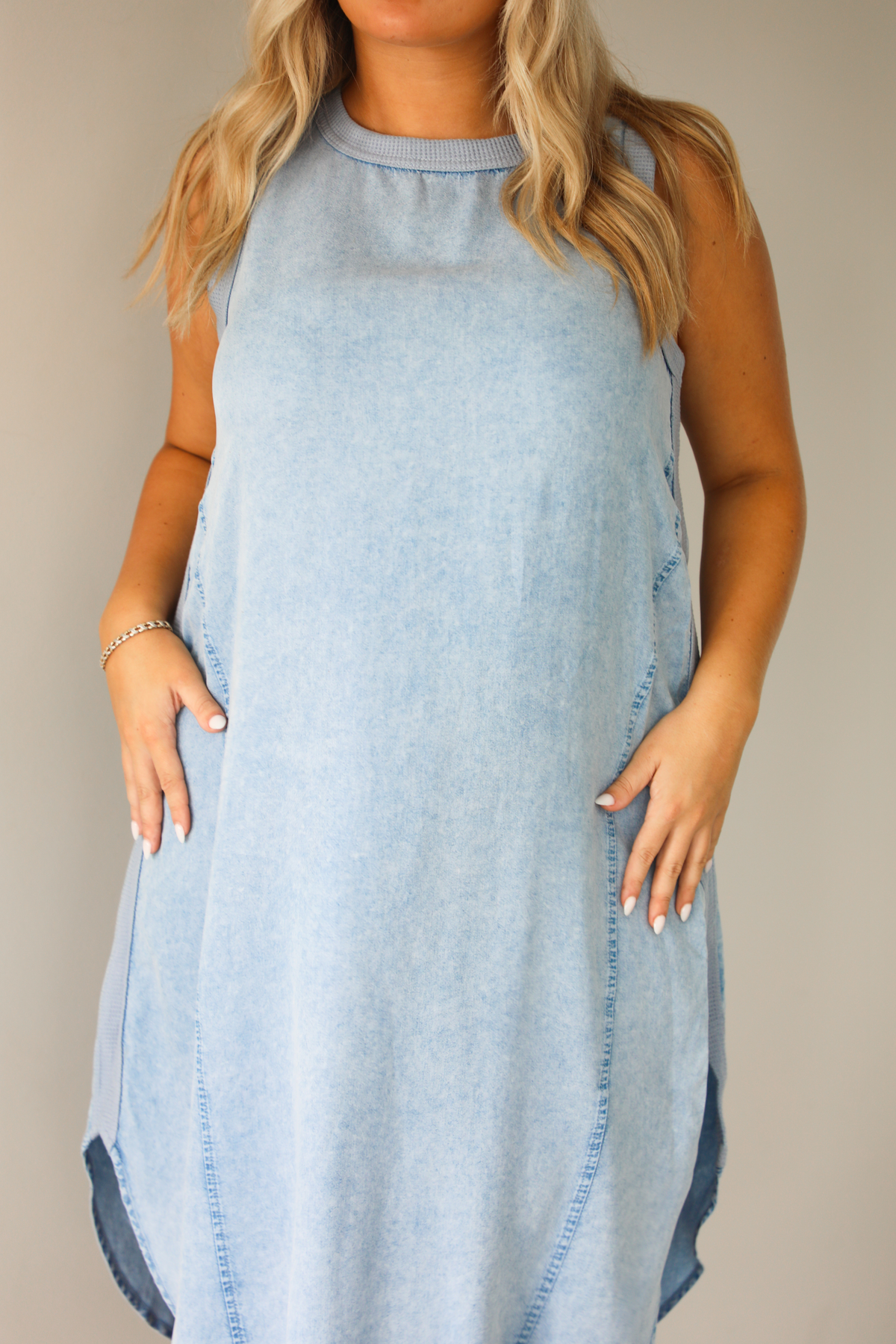 Keeping Tabs Midi Dress: Light Denim