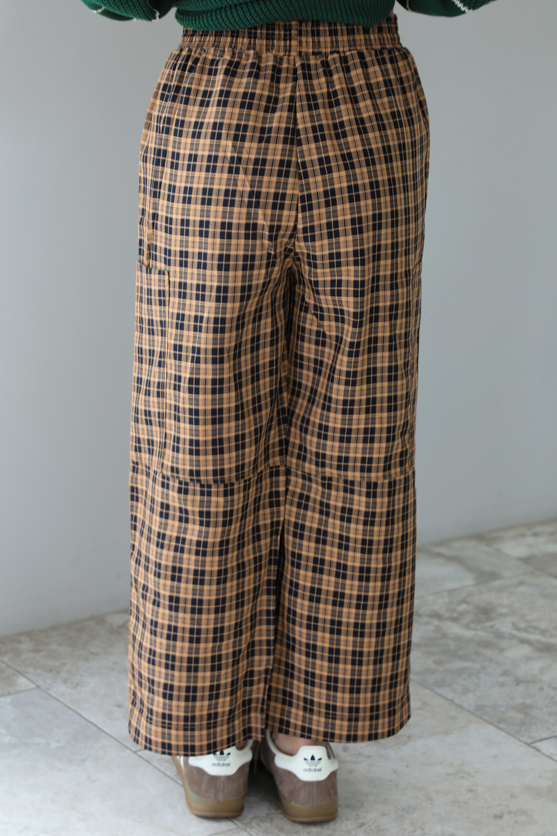 Basically Plaid Pants: Brown/Black