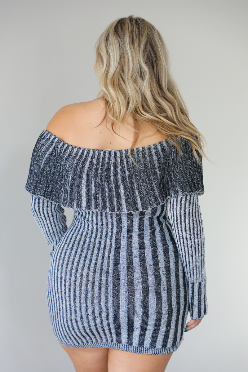 Daytime Dreams Sweater Dress: Black/White