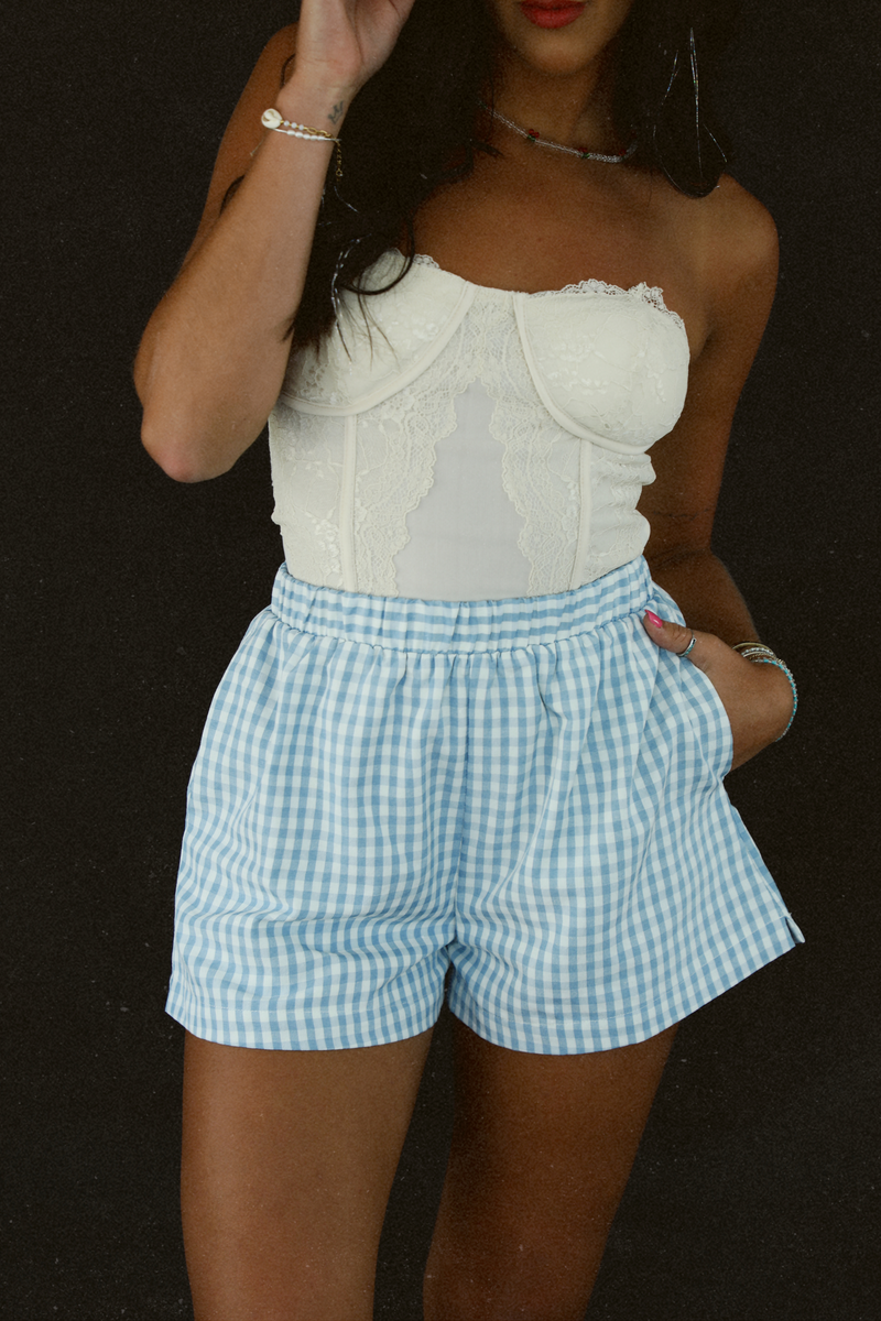 Somethin’s Tellin’ Me Plaid Shorts: Blue/White